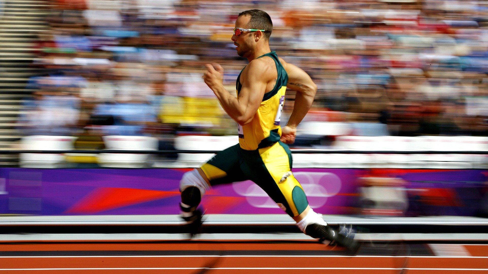 开云体育网站入口-“极速追风：那些飞跃弯道的瞬间”，极速飞扬