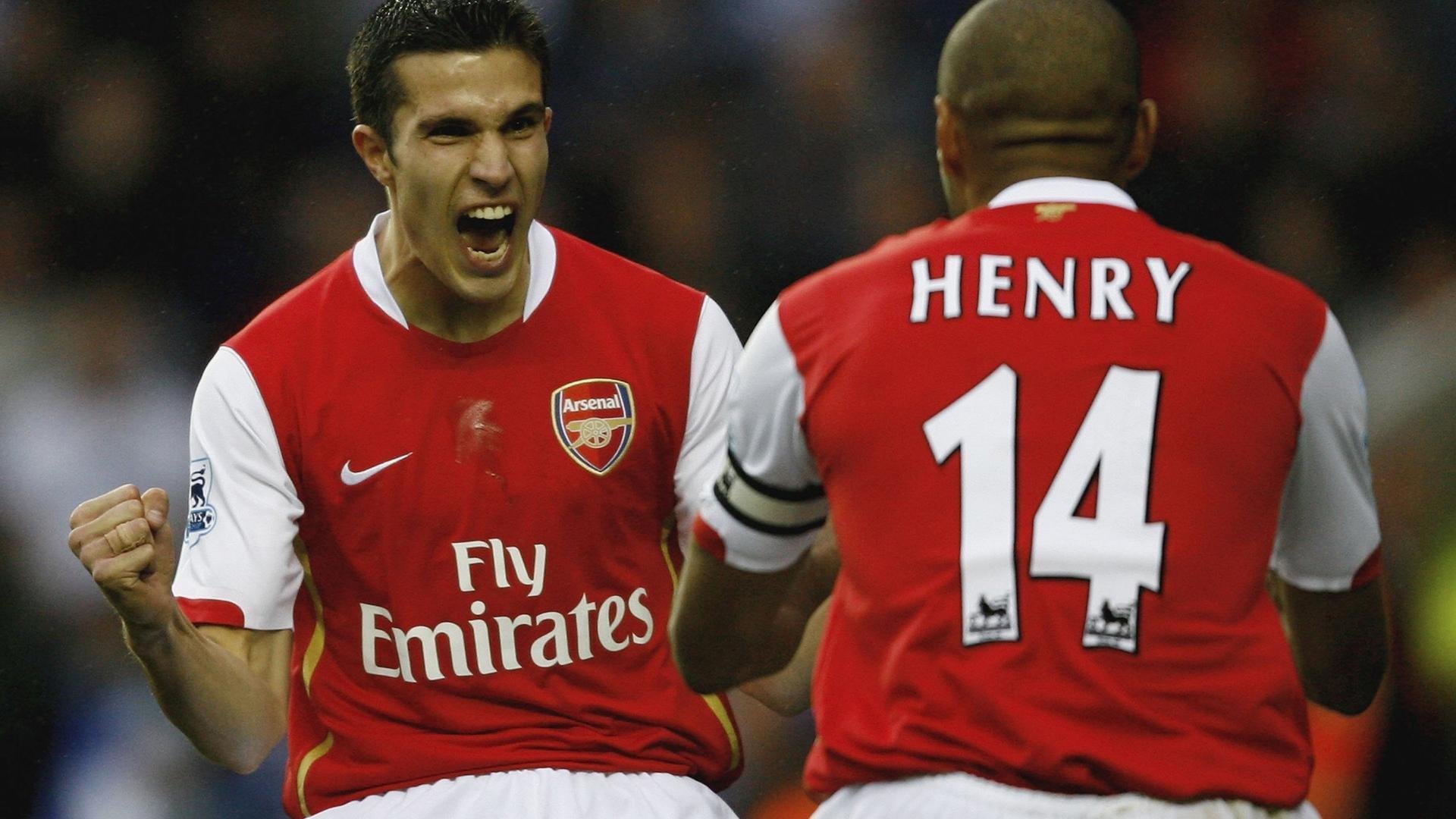 “荒野追逐：沙丘上的生死极速战”，荒野追击的经典电影